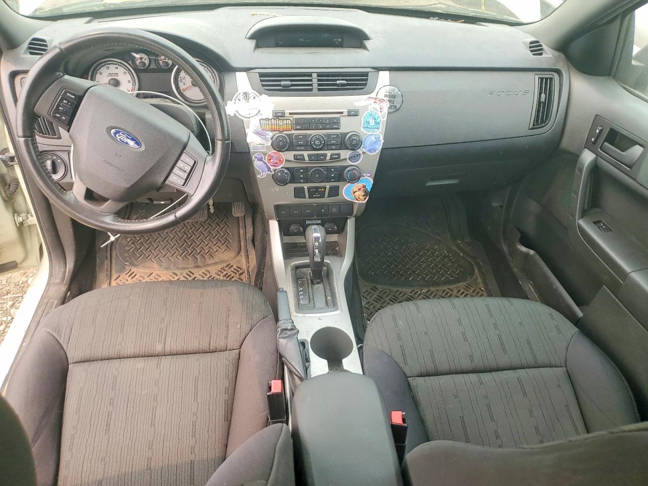 2011 FORD FOCUS