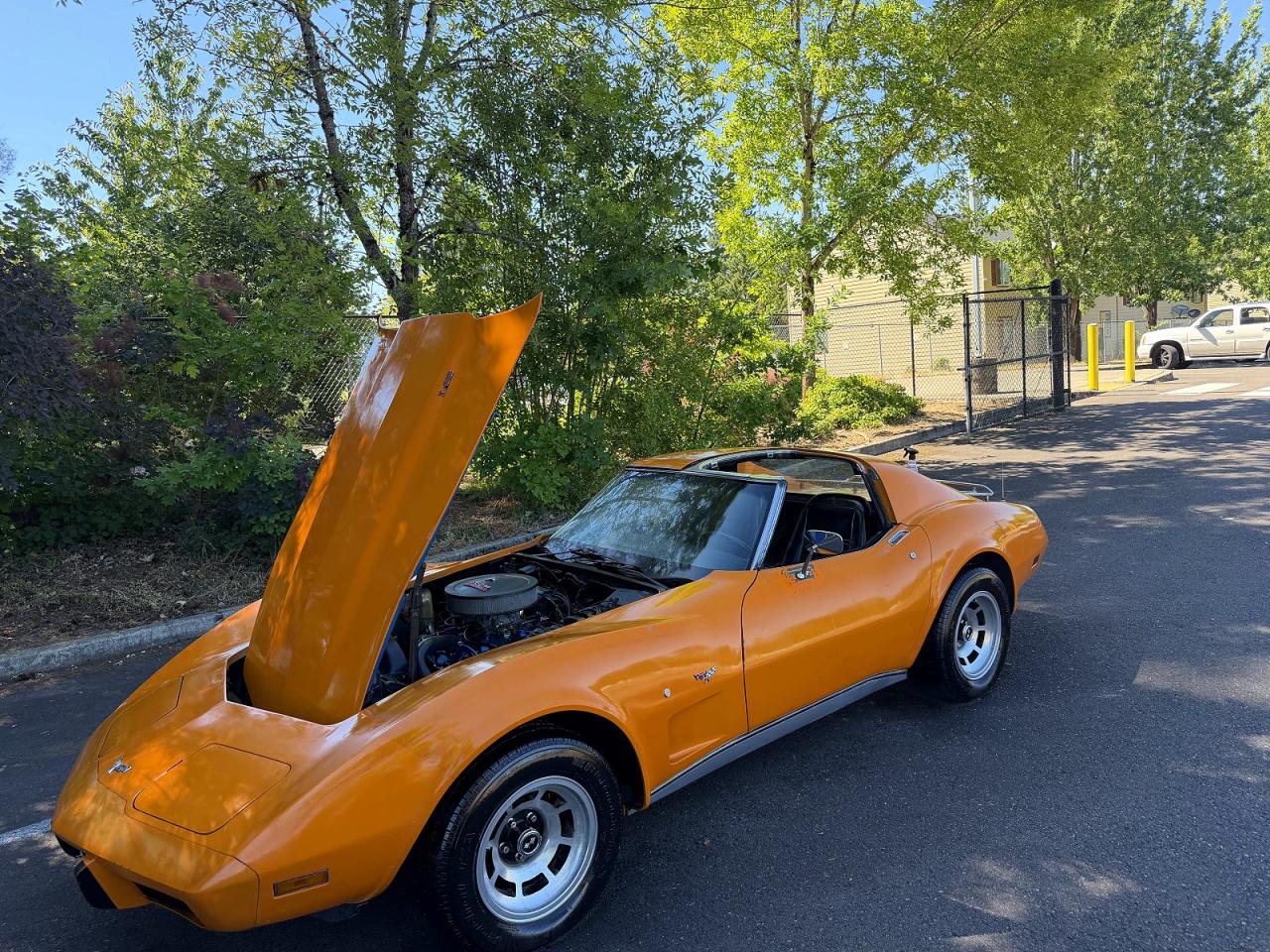 1977 CHEVROLET CORVETTE