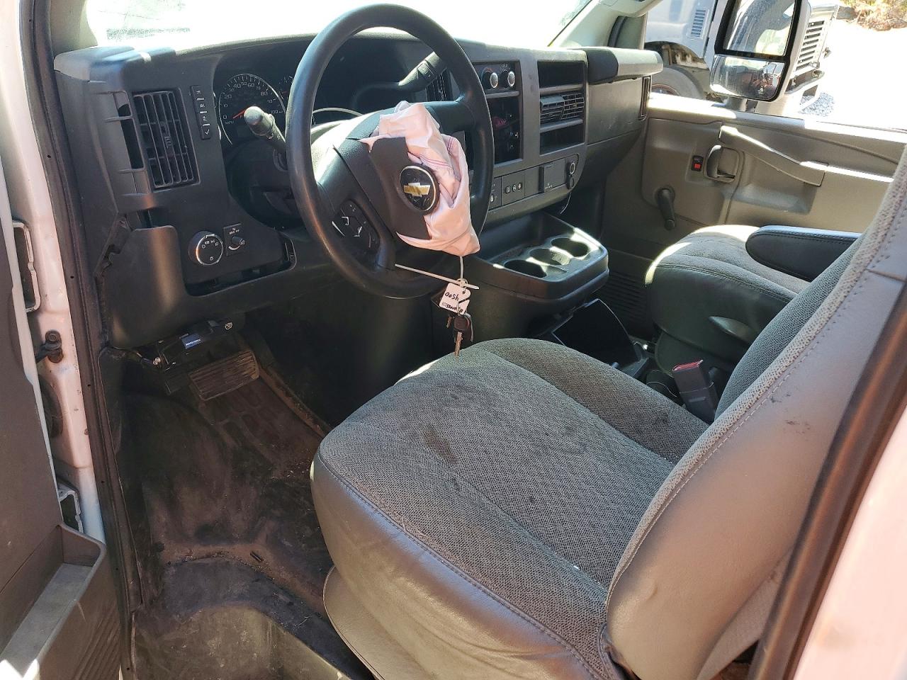 2019 CHEVROLET EXPRESS
