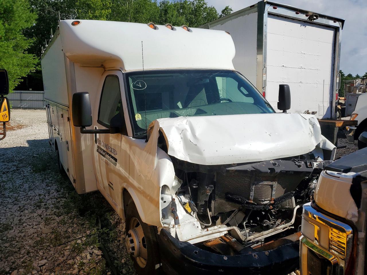 2019 CHEVROLET EXPRESS