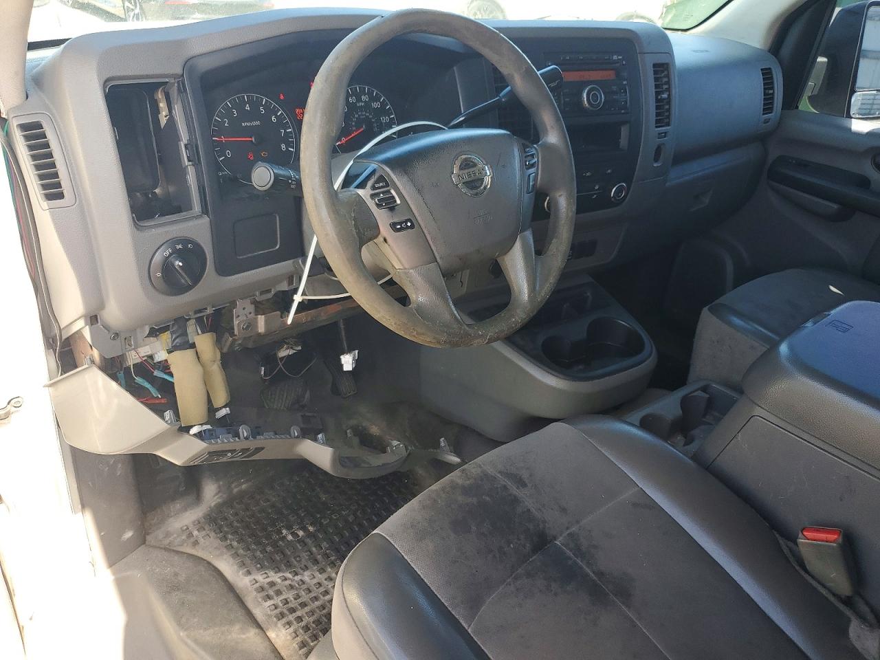 2016 NISSAN NV