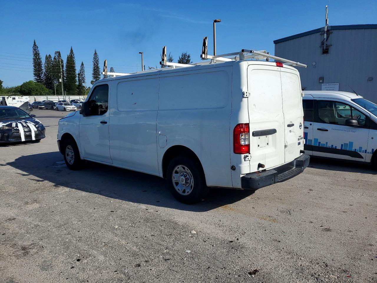 2016 NISSAN NV
