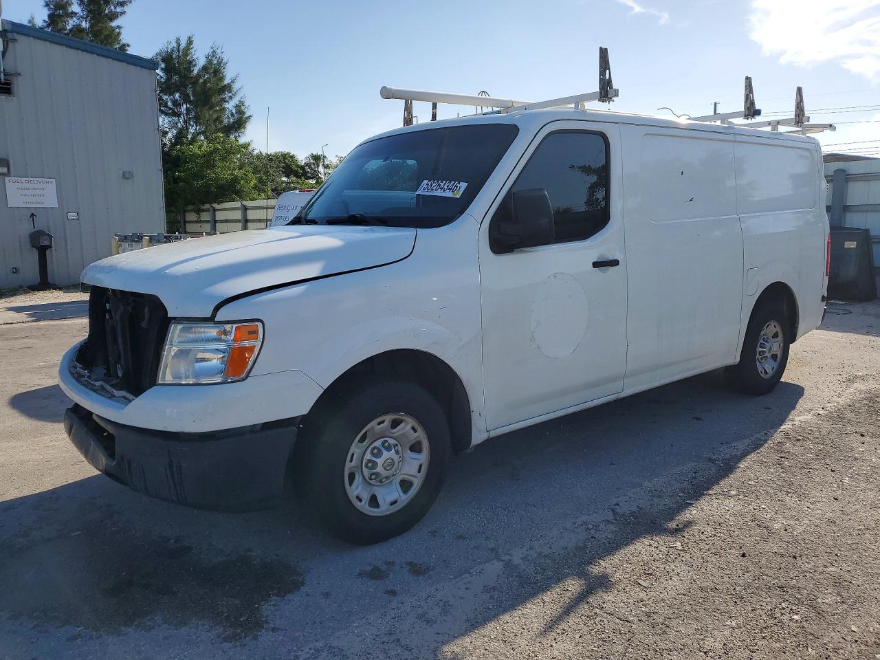 2016 NISSAN NV