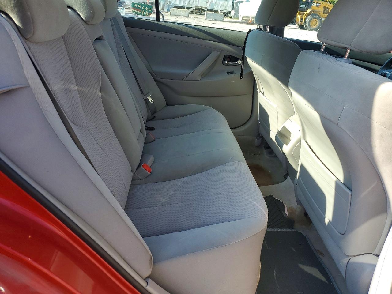 2011 TOYOTA CAMRY