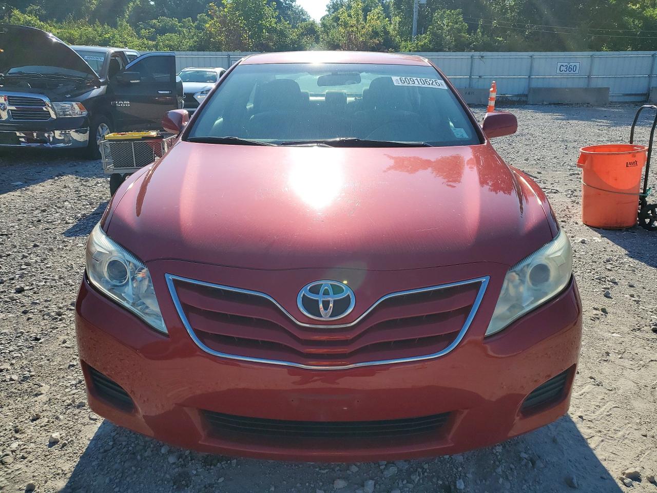2011 TOYOTA CAMRY