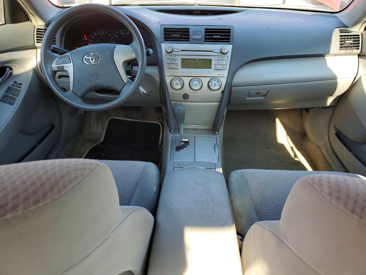 2011 TOYOTA CAMRY