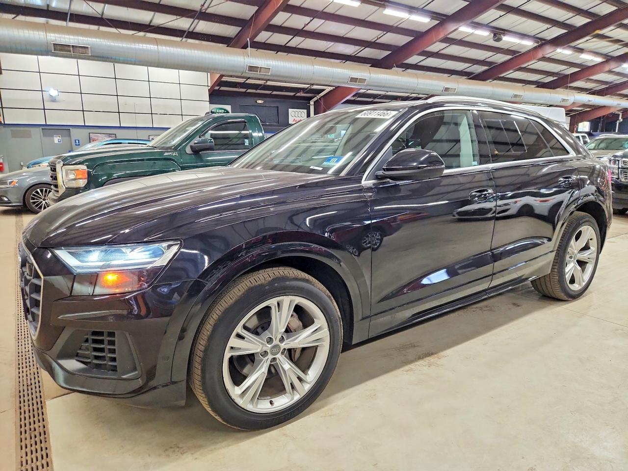 2019 AUDI Q8