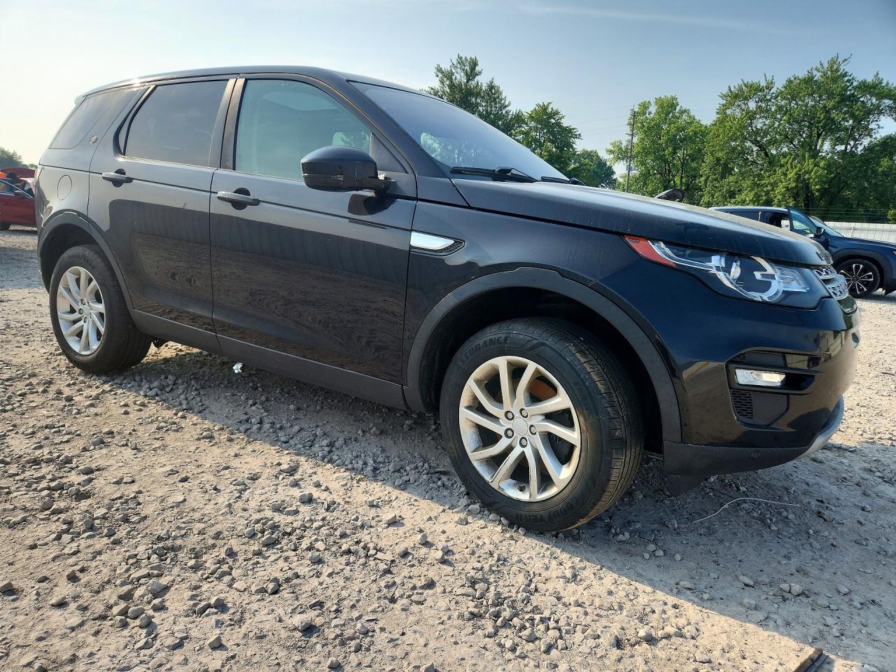 2017 LAND ROVER DISCOVERY