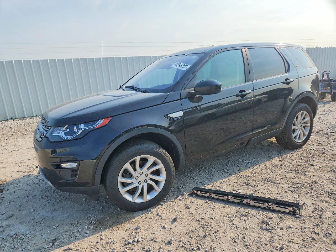 2017 LAND ROVER DISCOVERY