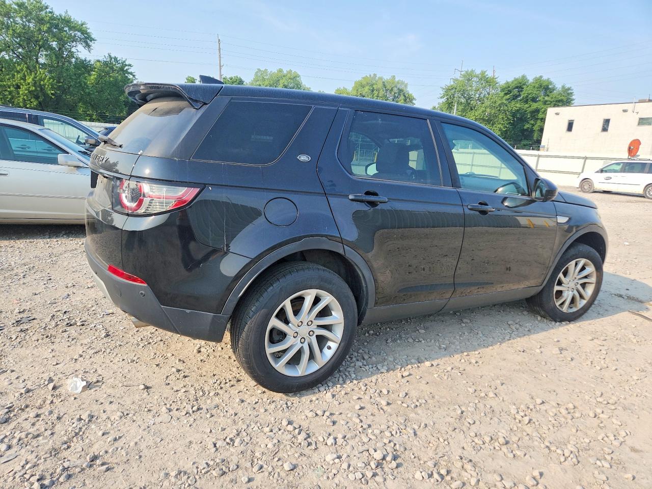 2017 LAND ROVER DISCOVERY
