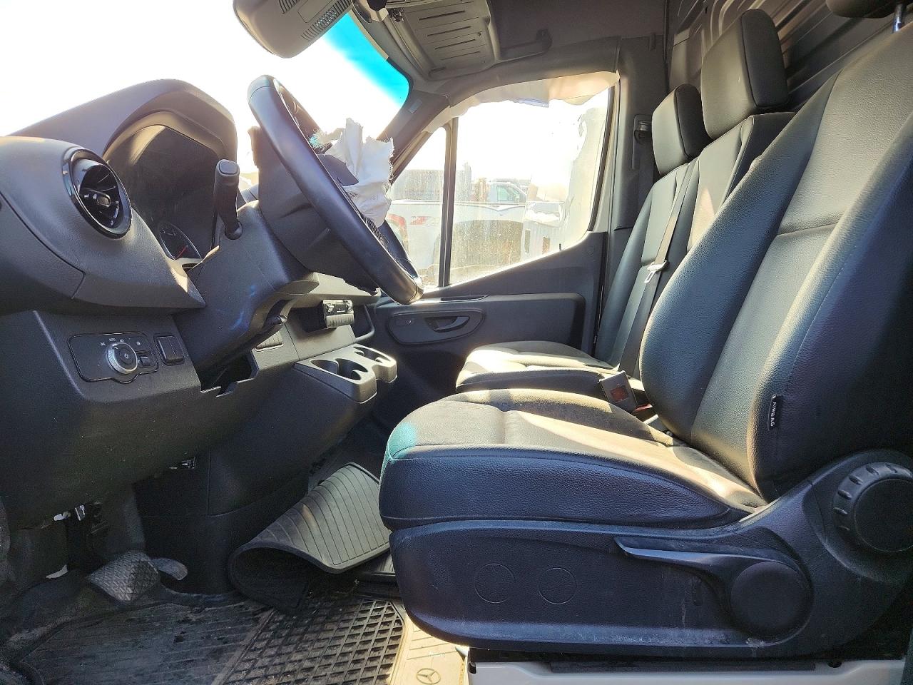 2023 MERCEDES-BENZ SPRINTER