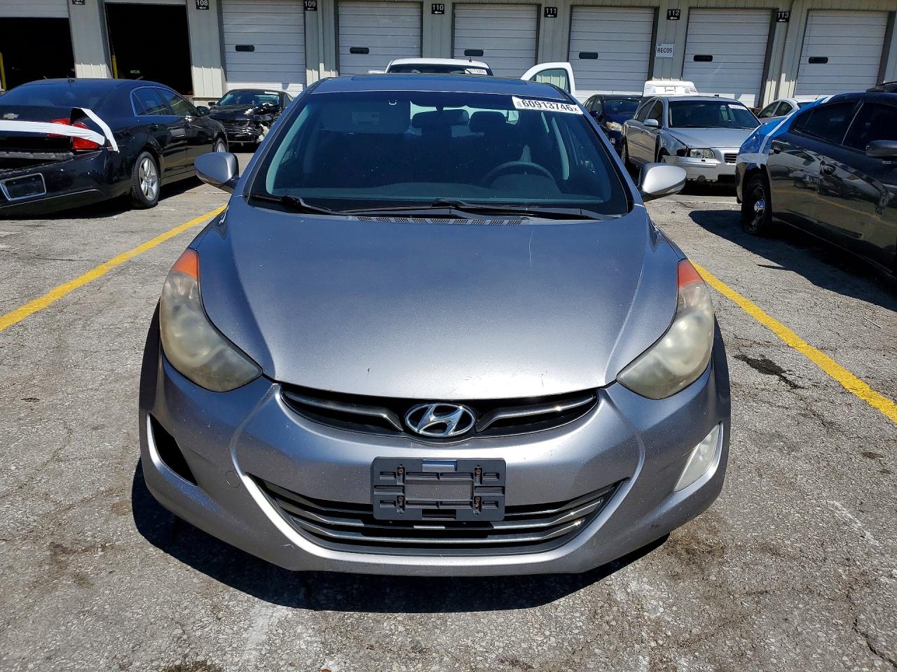 2013 HYUNDAI ELANTRA
