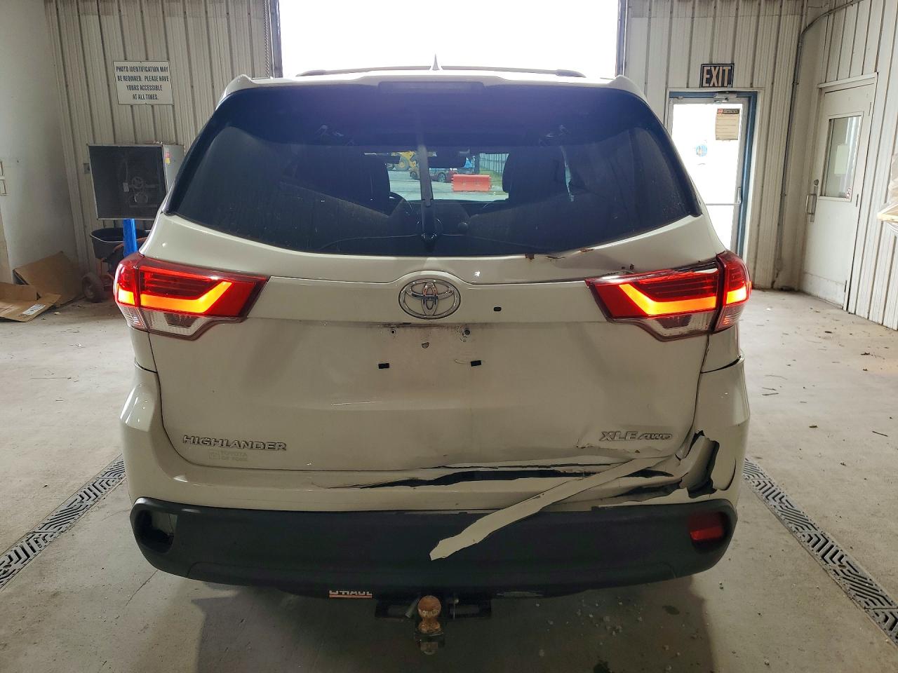 2019 TOYOTA HIGHLANDER