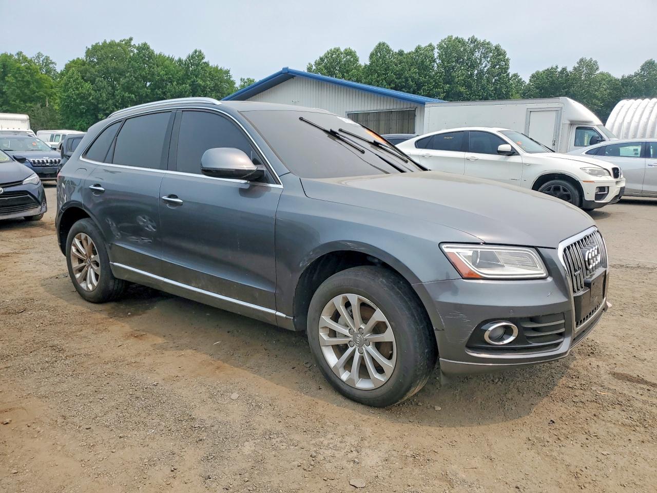 2016 AUDI Q5