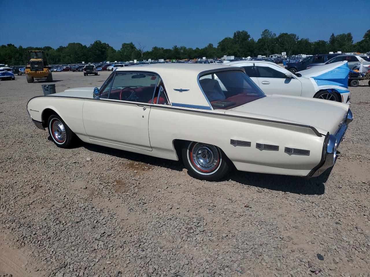 1962 FORD TBIRD