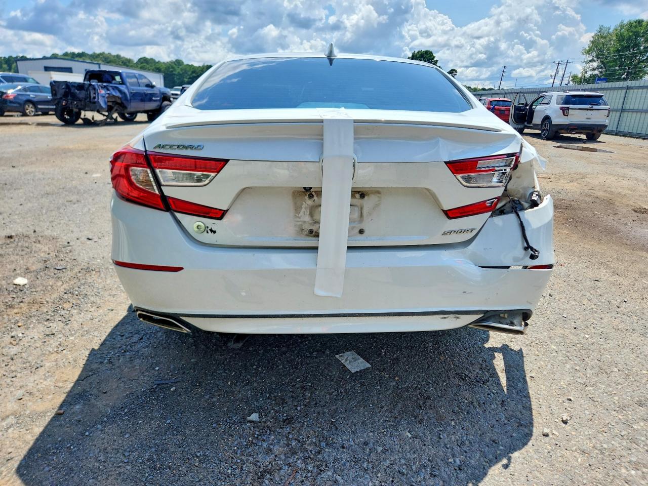 2019 HONDA ACCORD