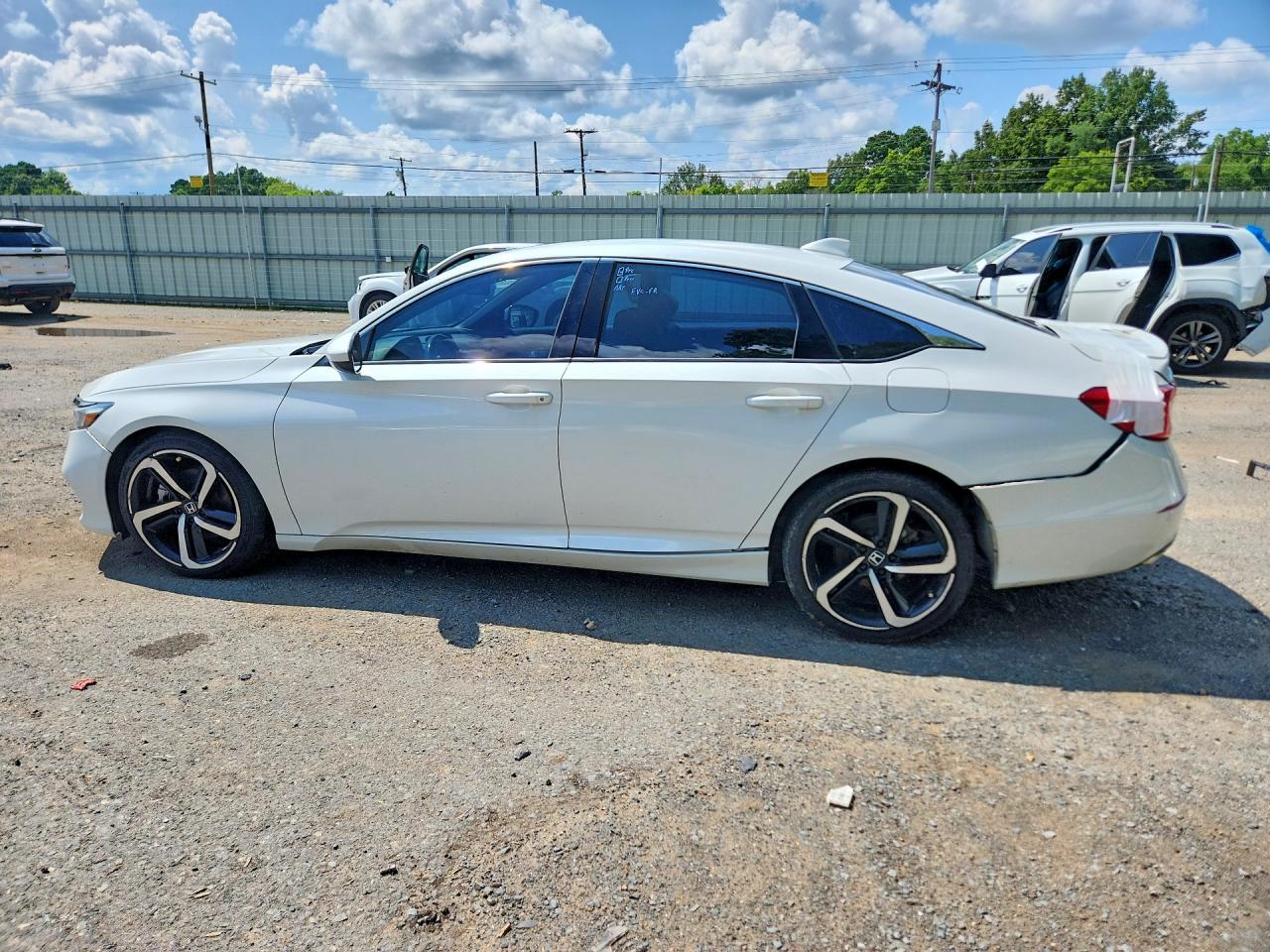 2019 HONDA ACCORD