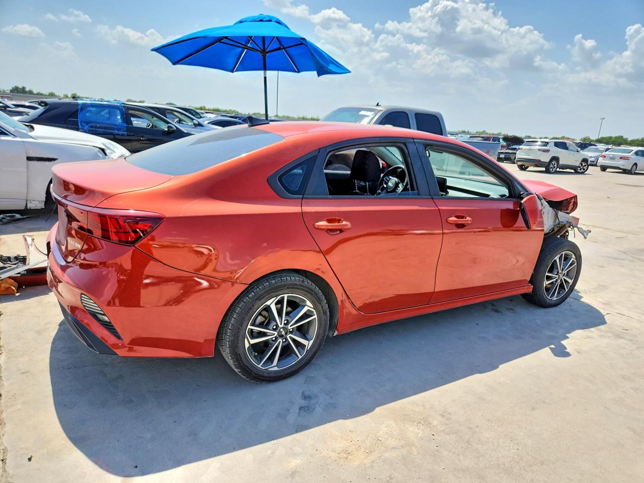 2023 KIA FORTE