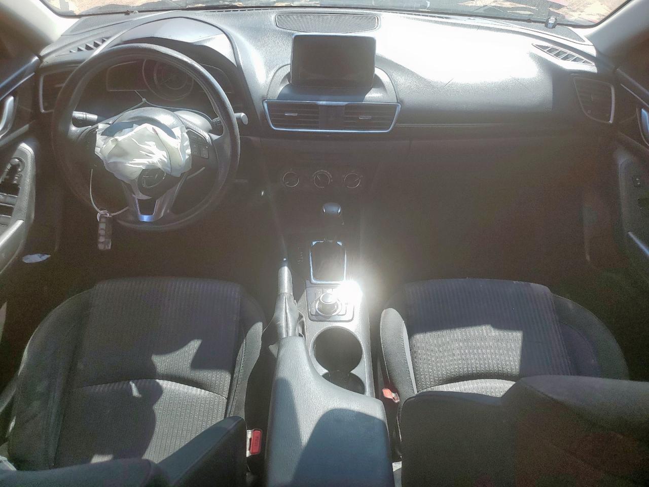 2016 MAZDA 3