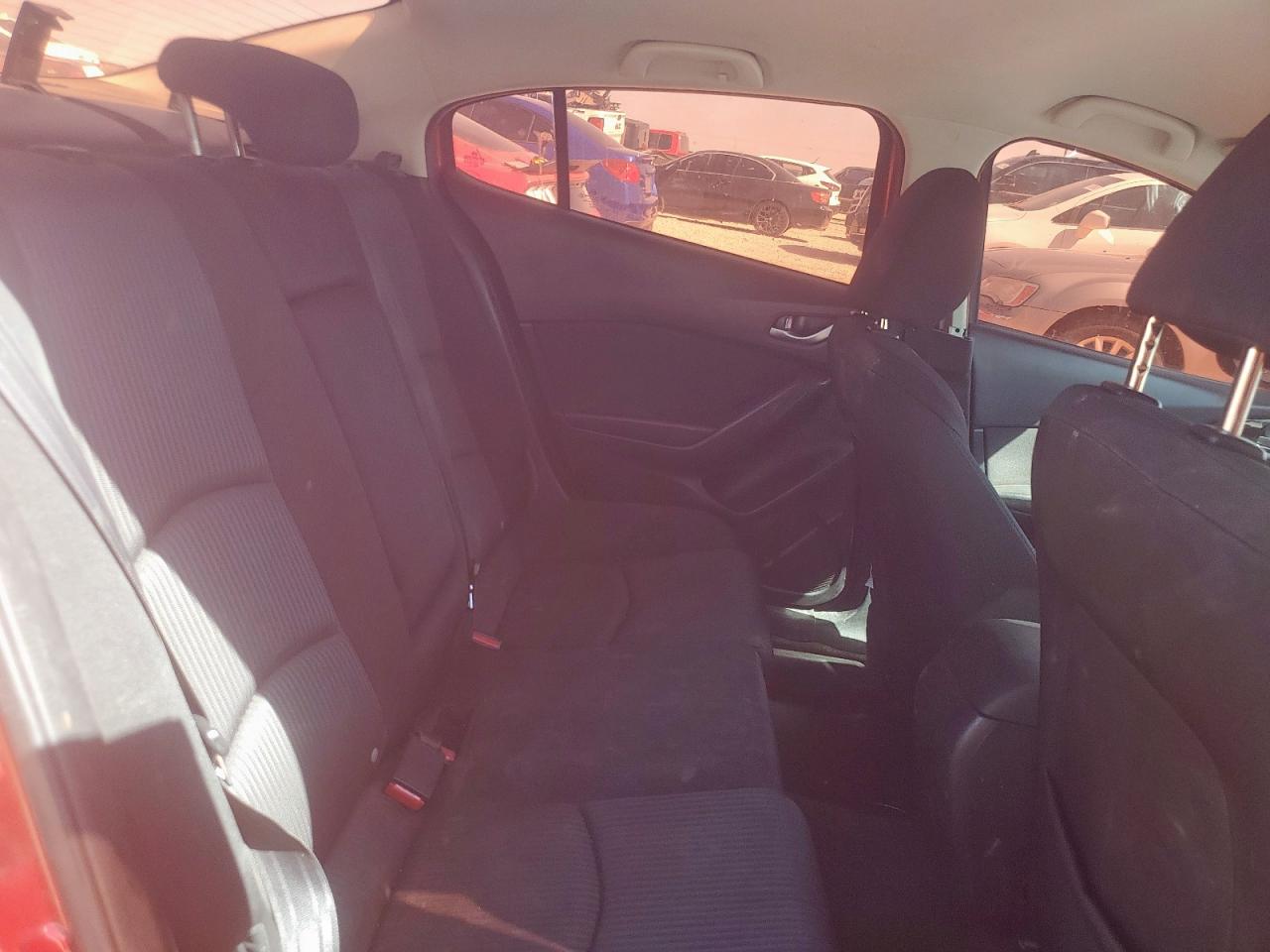 2016 MAZDA 3