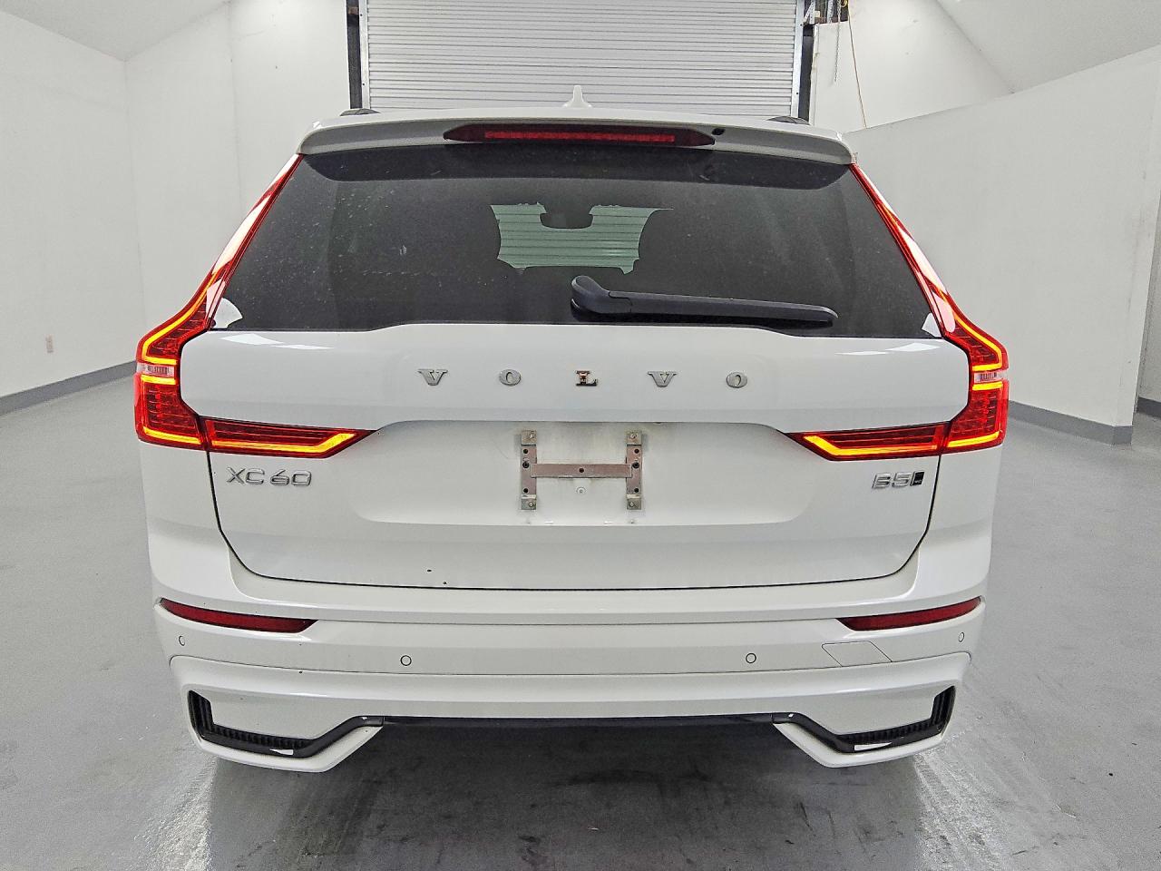 2024 VOLVO XC60