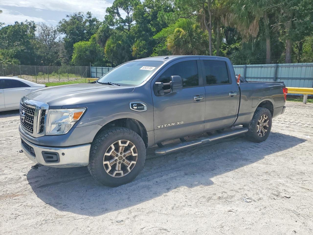 2018 NISSAN TITAN