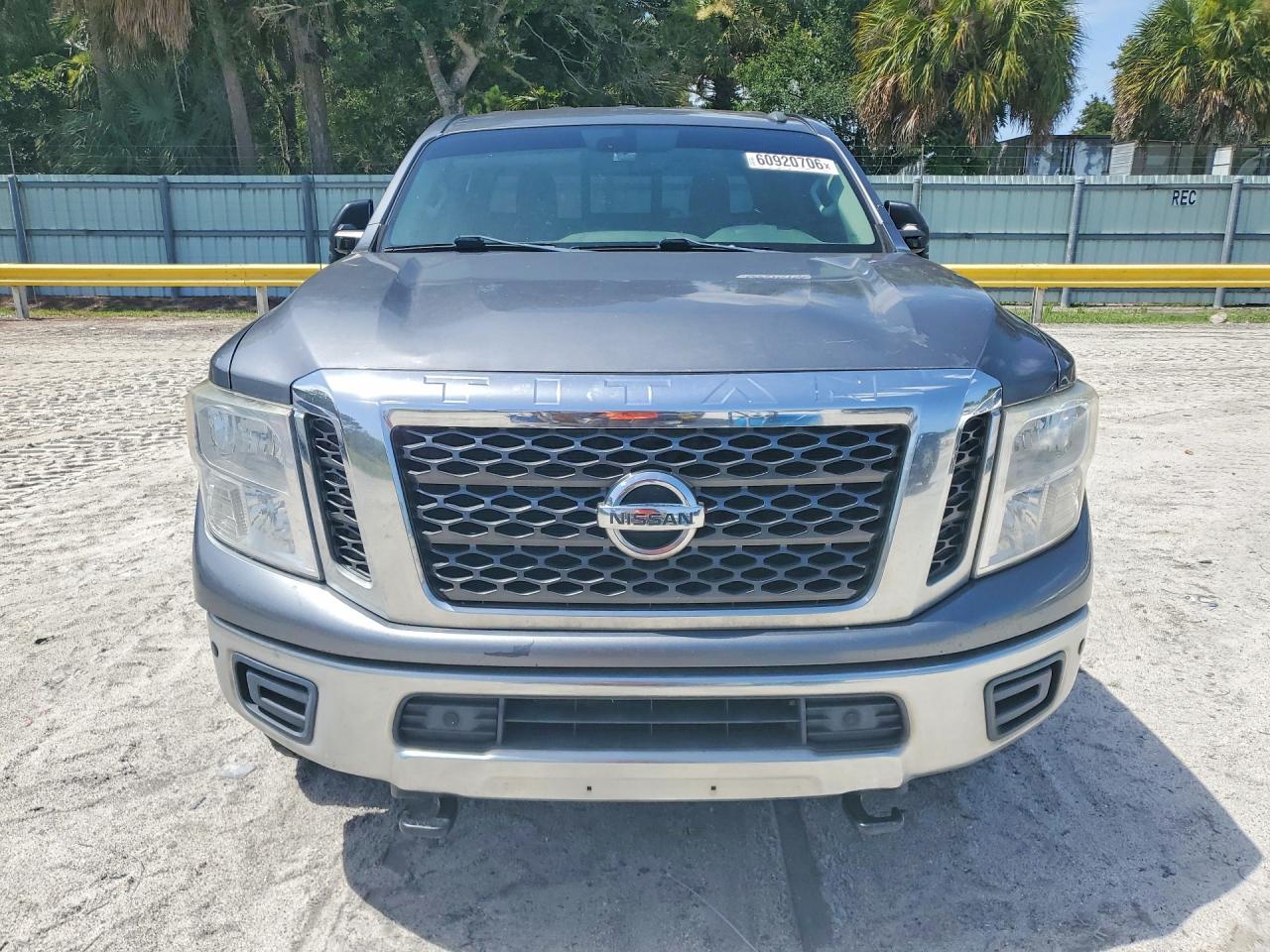 2018 NISSAN TITAN