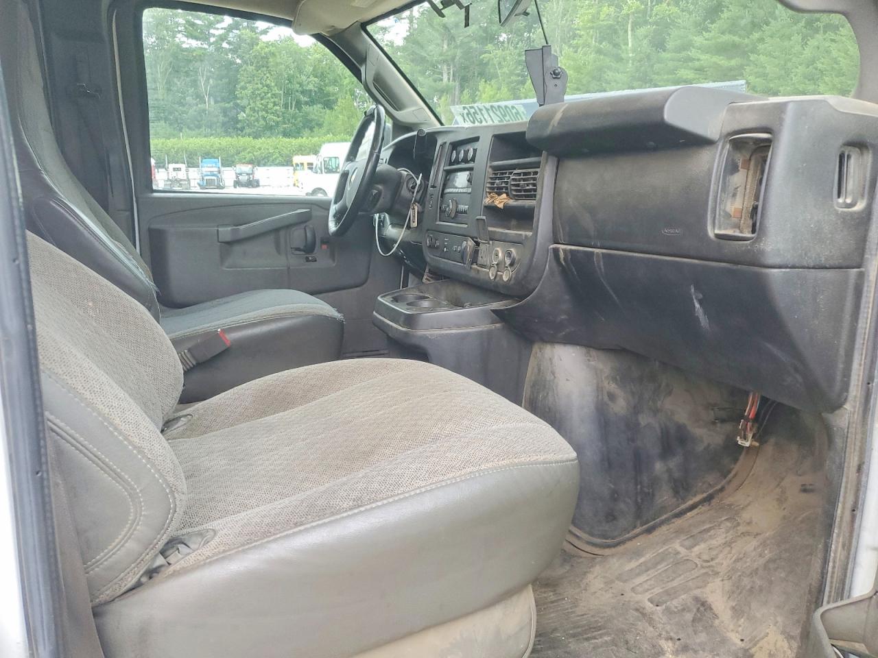 2020 CHEVROLET EXPRESS