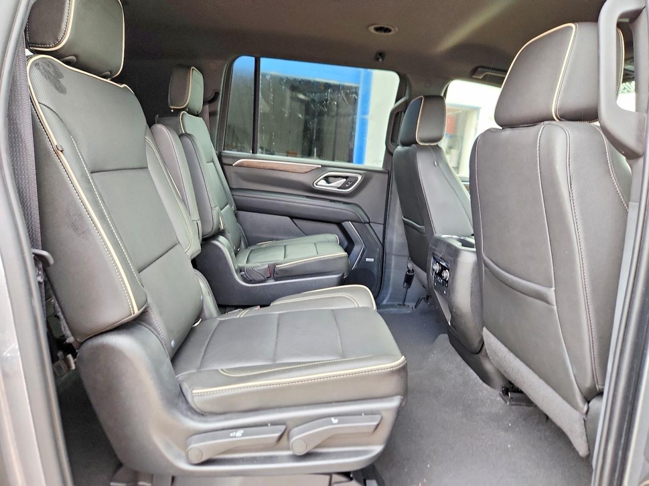2022 CHEVROLET SUBURBAN