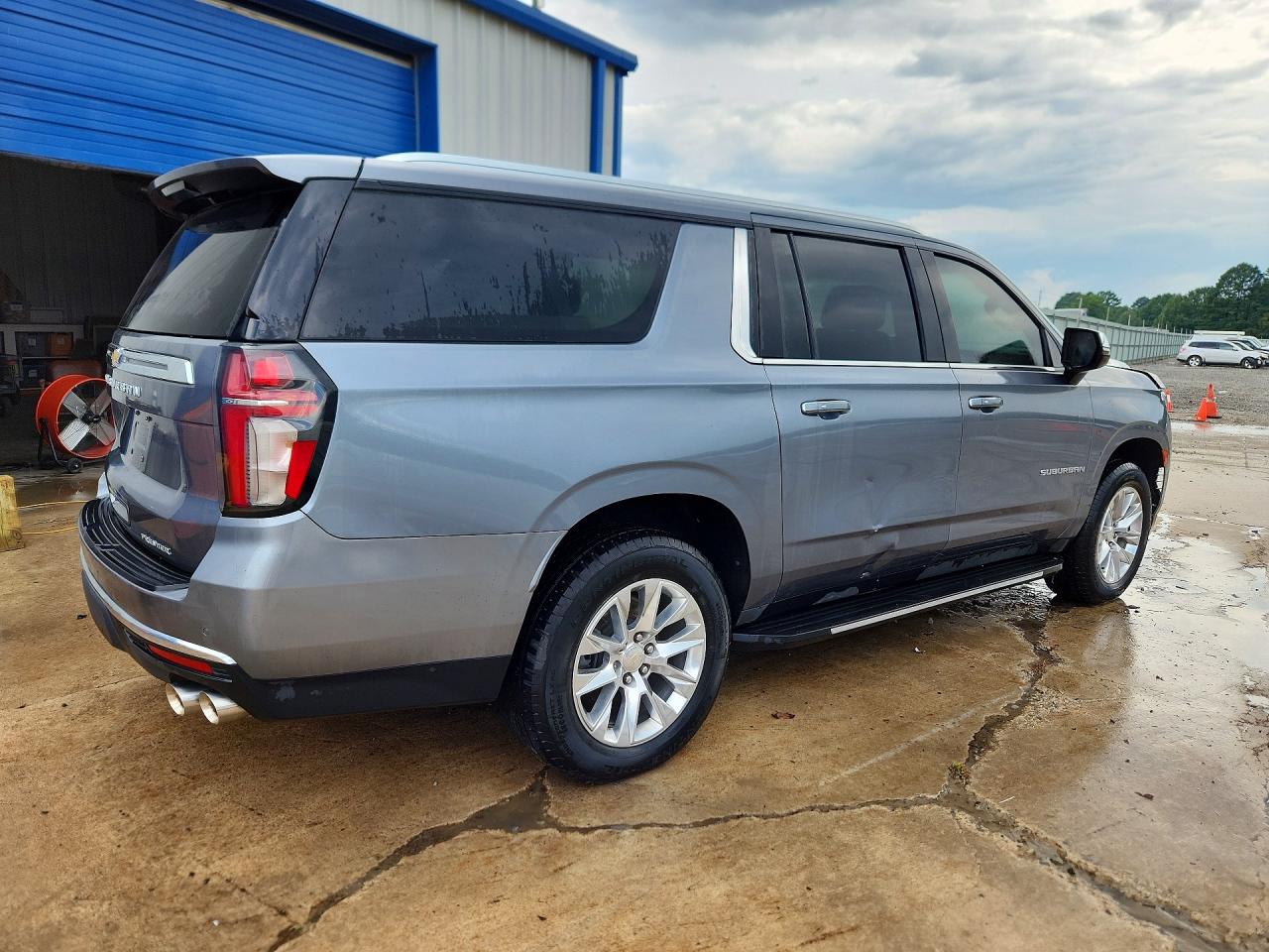 2022 CHEVROLET SUBURBAN