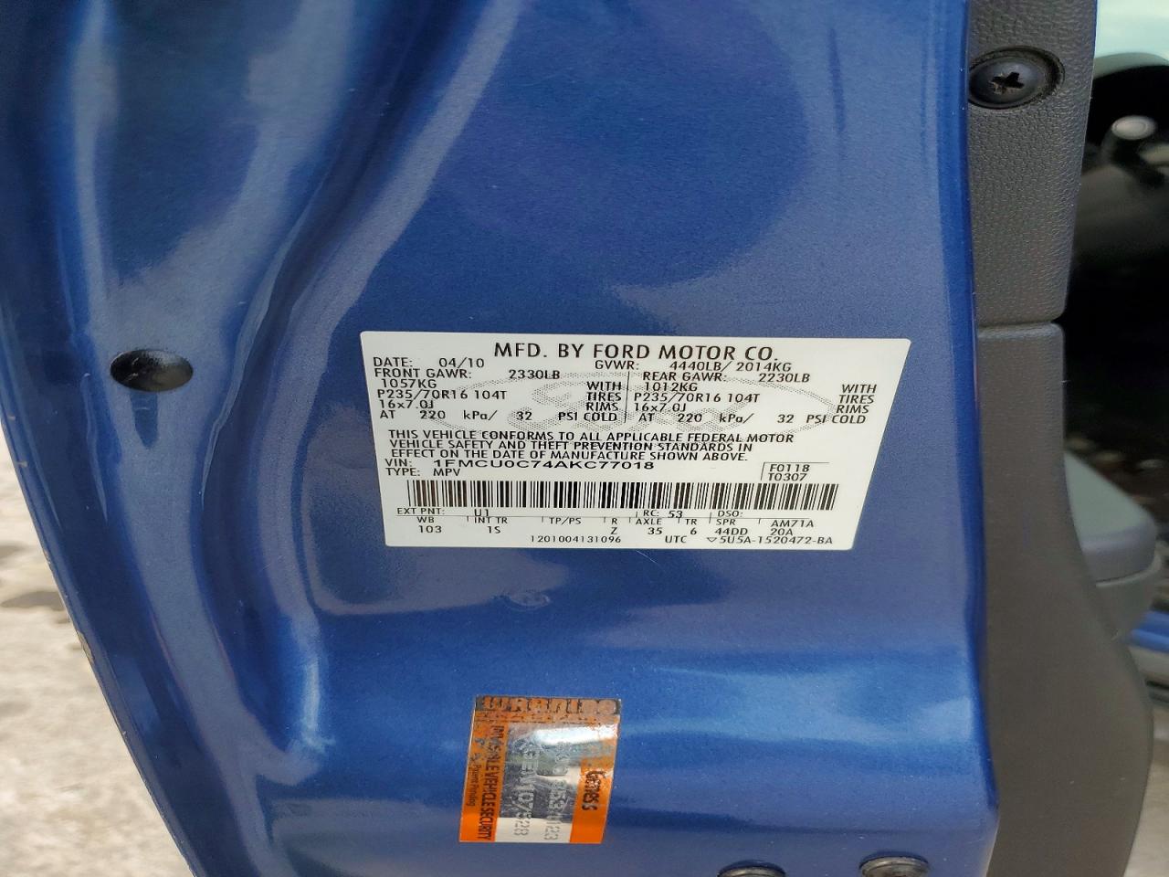 2010 FORD ESCAPE
