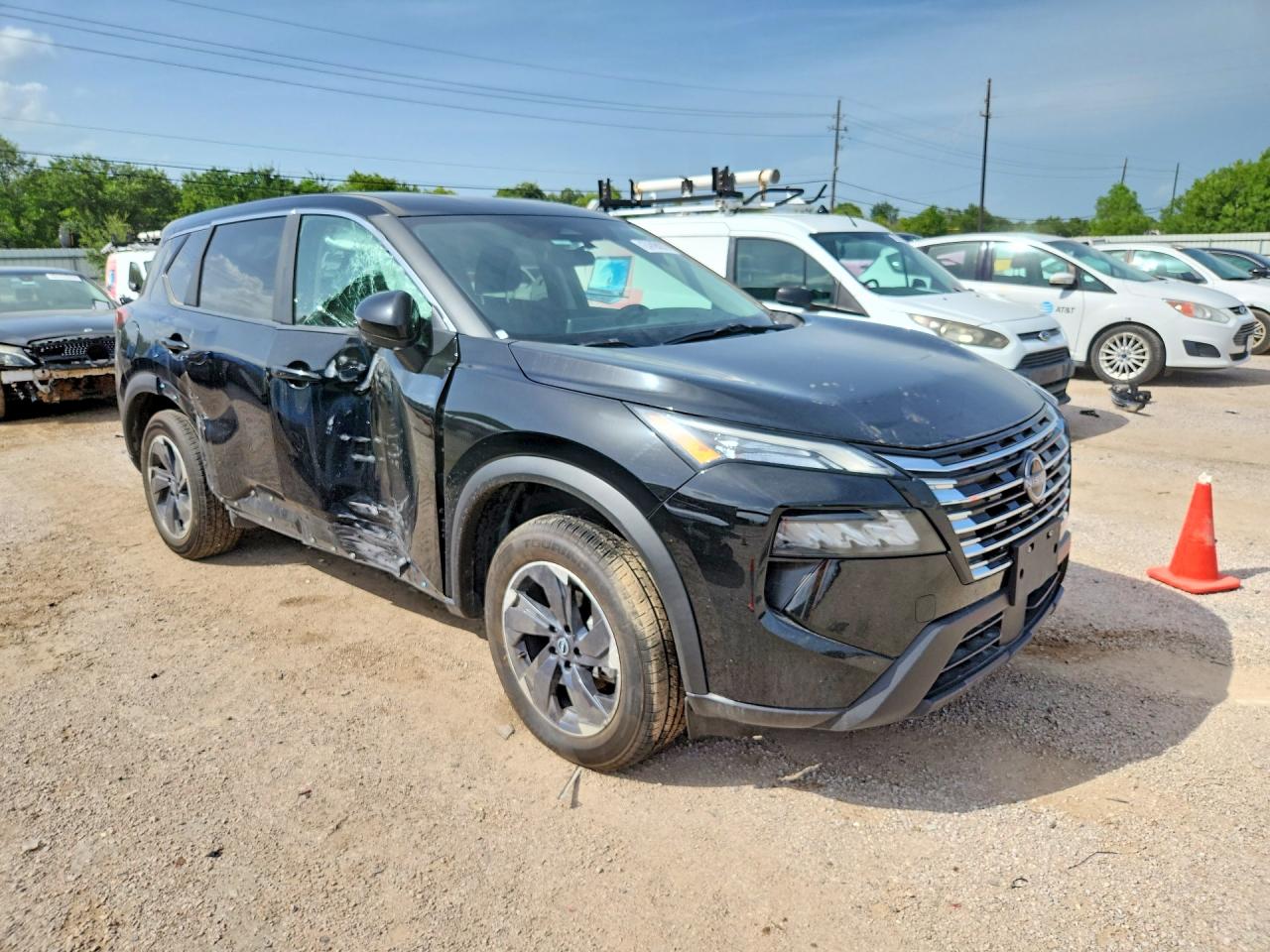2025 NISSAN ROGUE