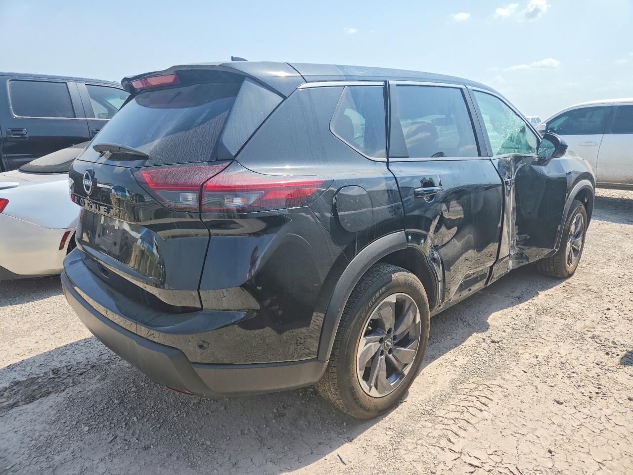 2025 NISSAN ROGUE