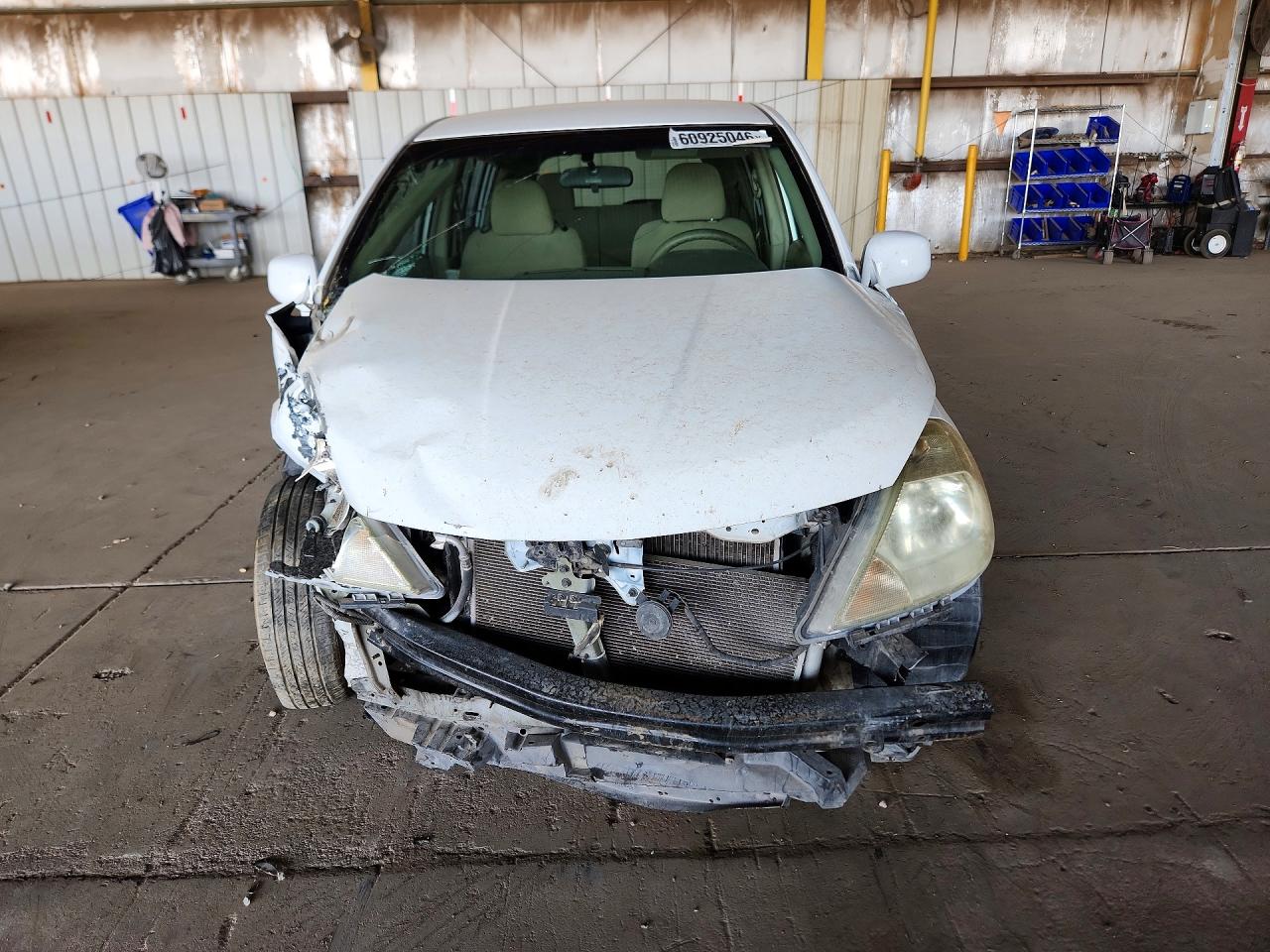 2012 NISSAN VERSA