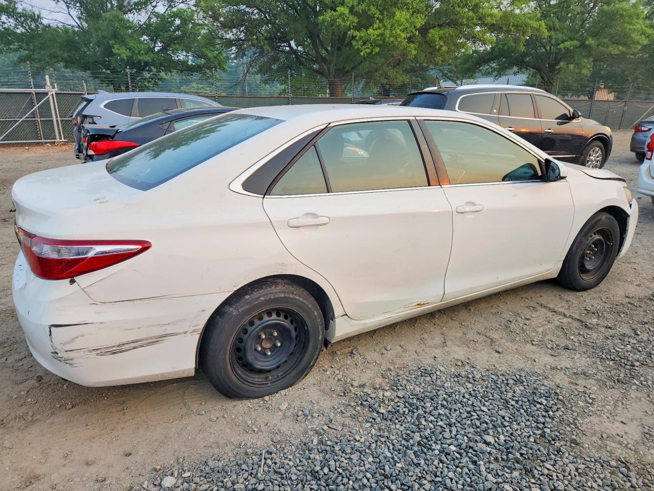 2015 TOYOTA CAMRY