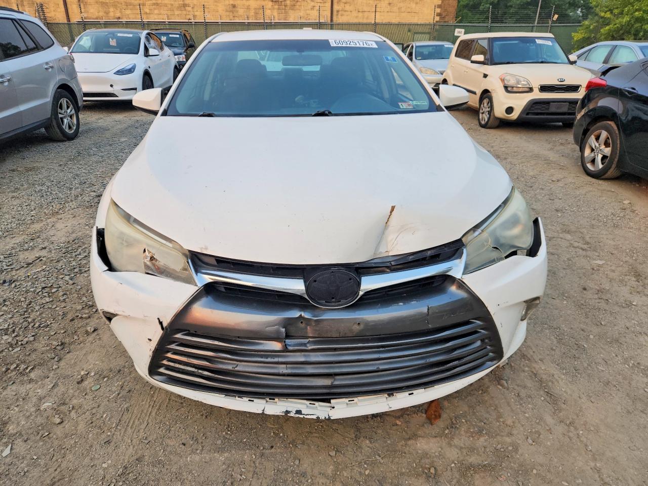 2015 TOYOTA CAMRY