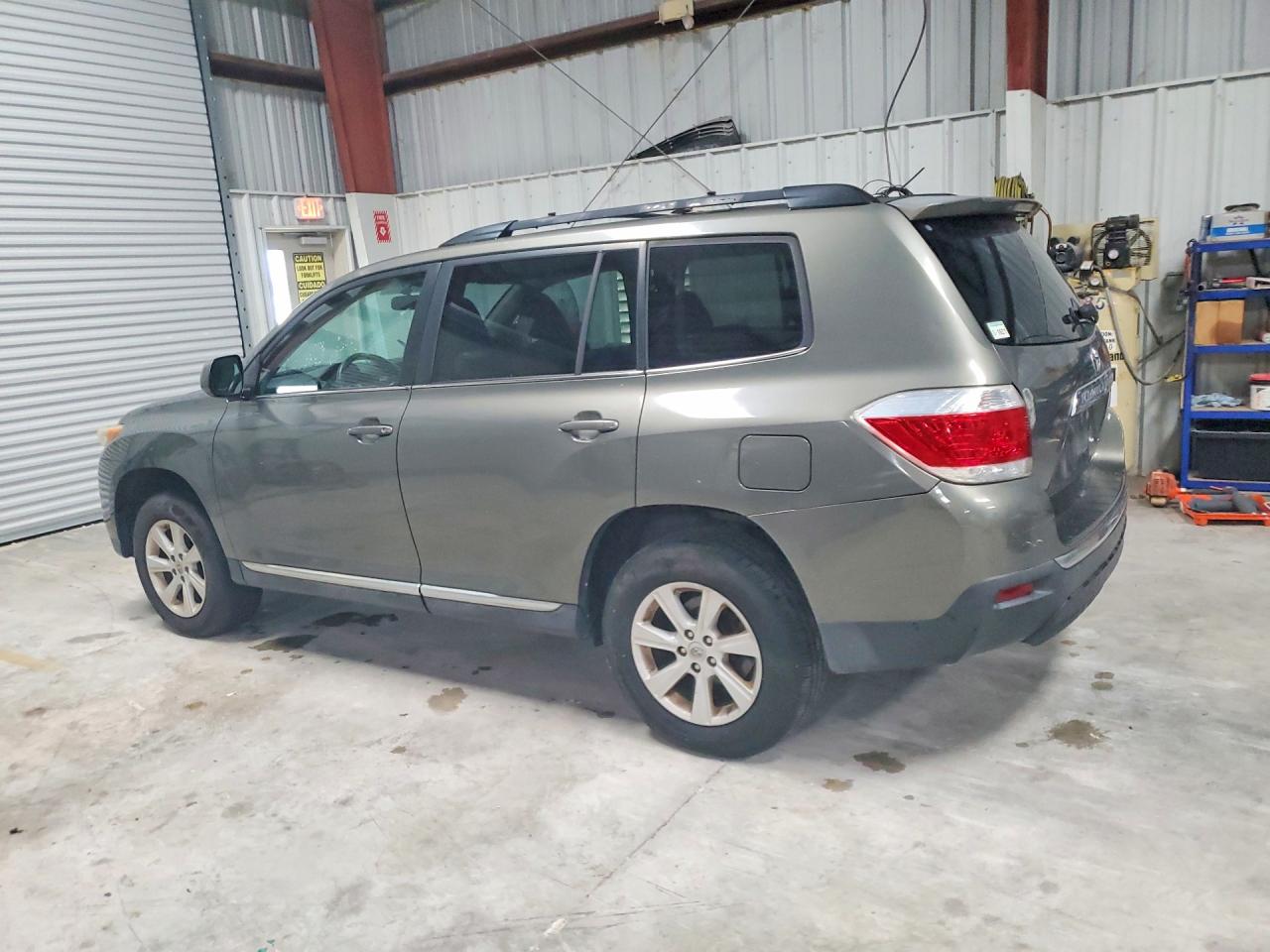 2012 TOYOTA HIGHLANDER