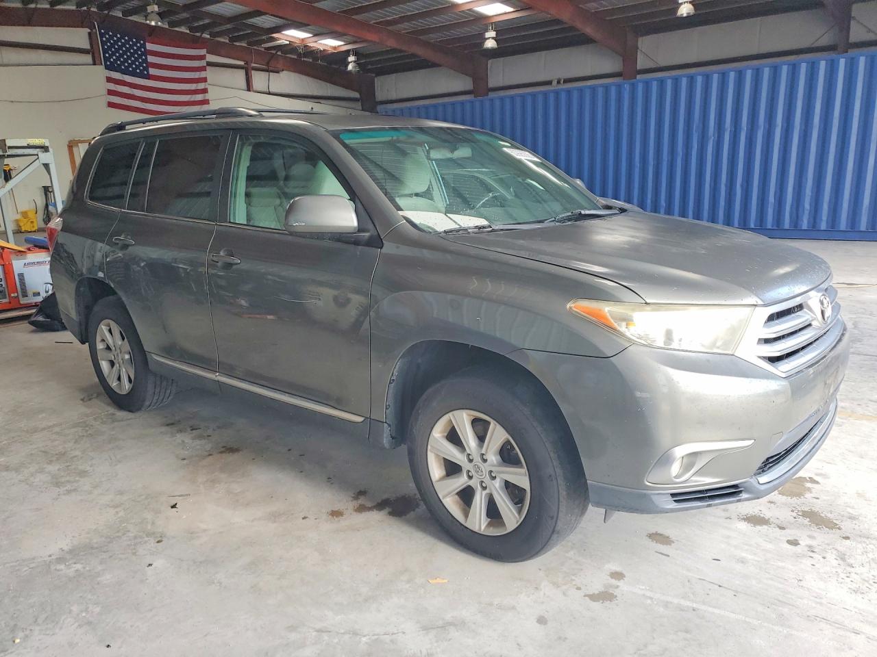 2012 TOYOTA HIGHLANDER