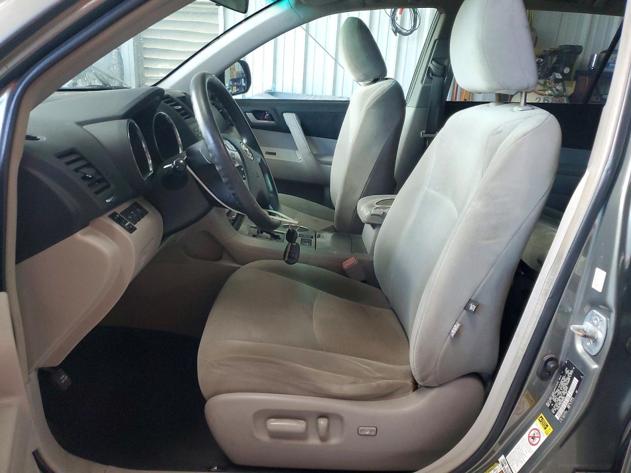 2012 TOYOTA HIGHLANDER