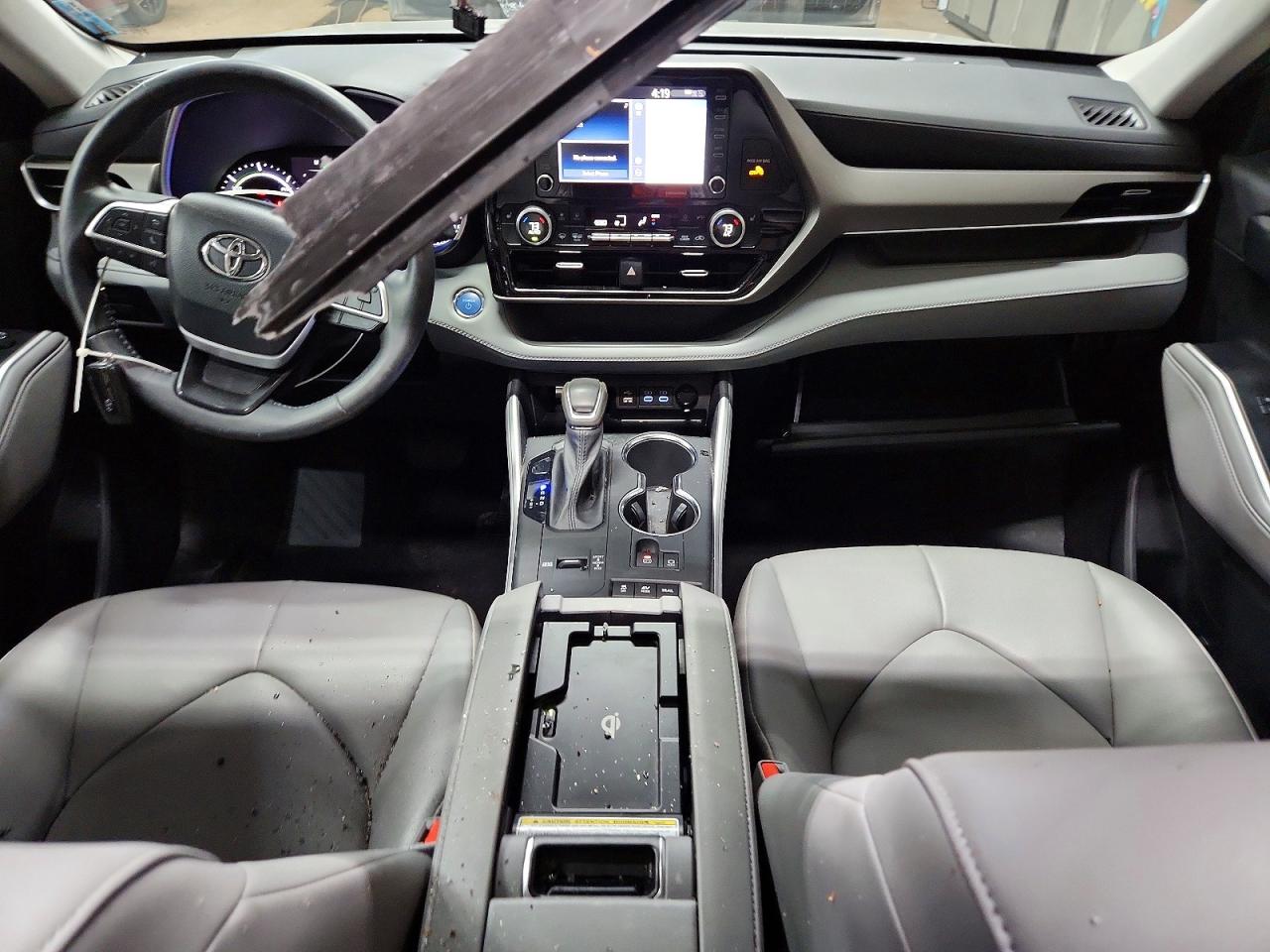 2022 TOYOTA HIGHLANDER