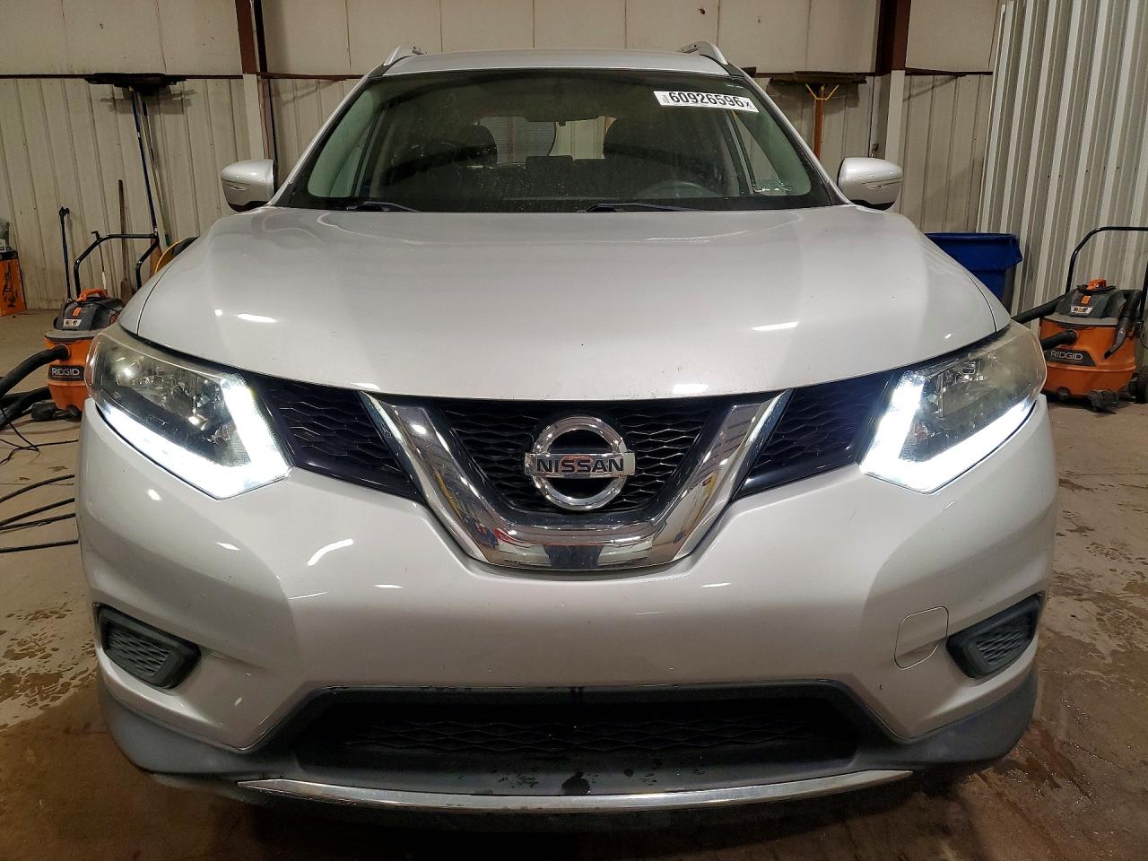 2015 NISSAN ROGUE
