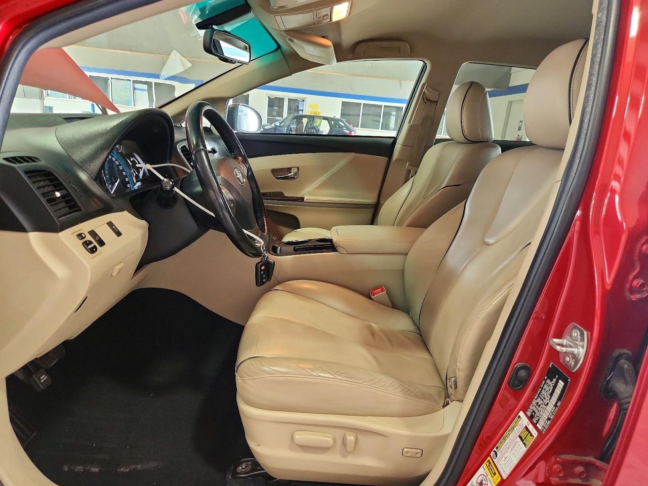 2010 TOYOTA VENZA