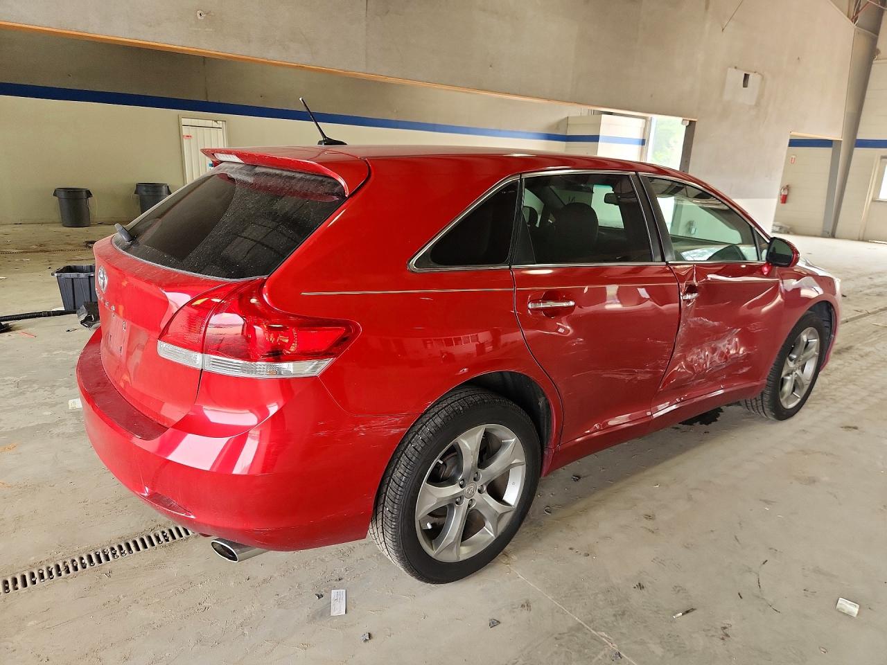 2010 TOYOTA VENZA