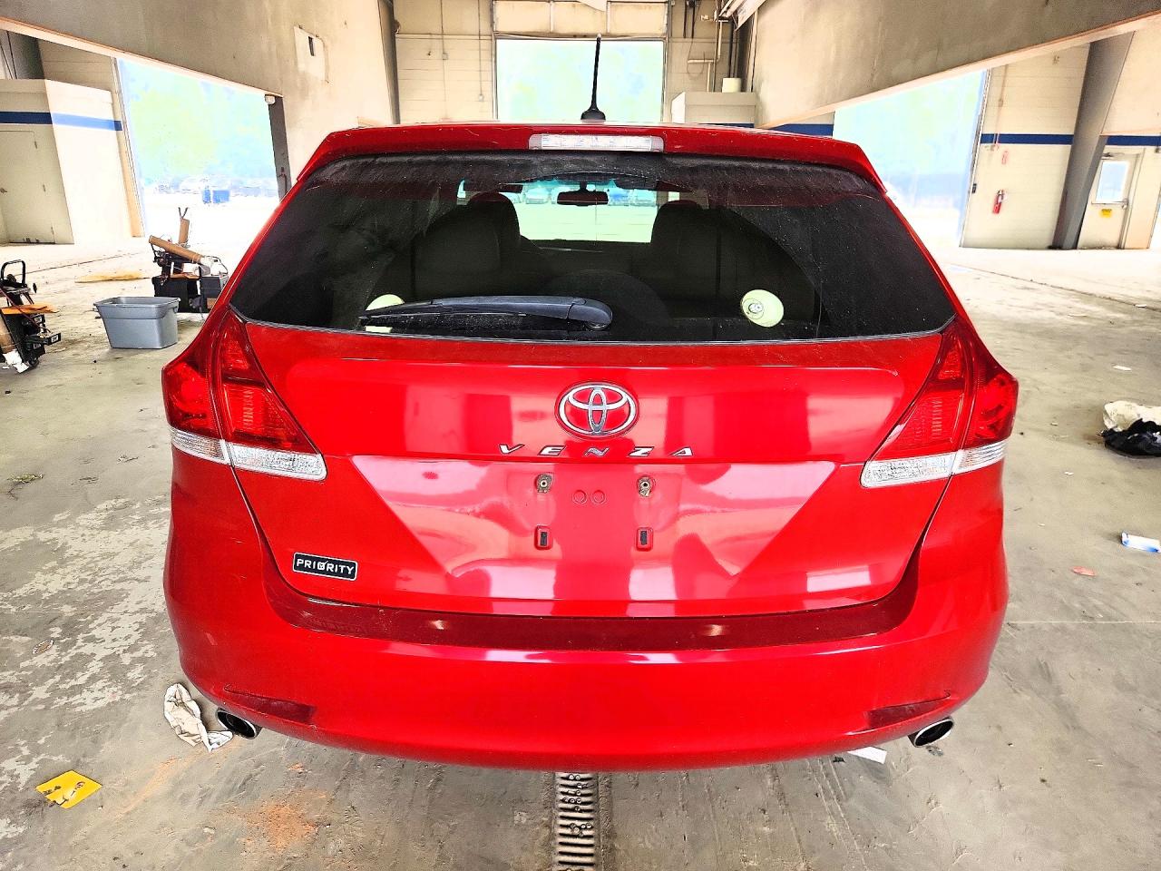 2010 TOYOTA VENZA