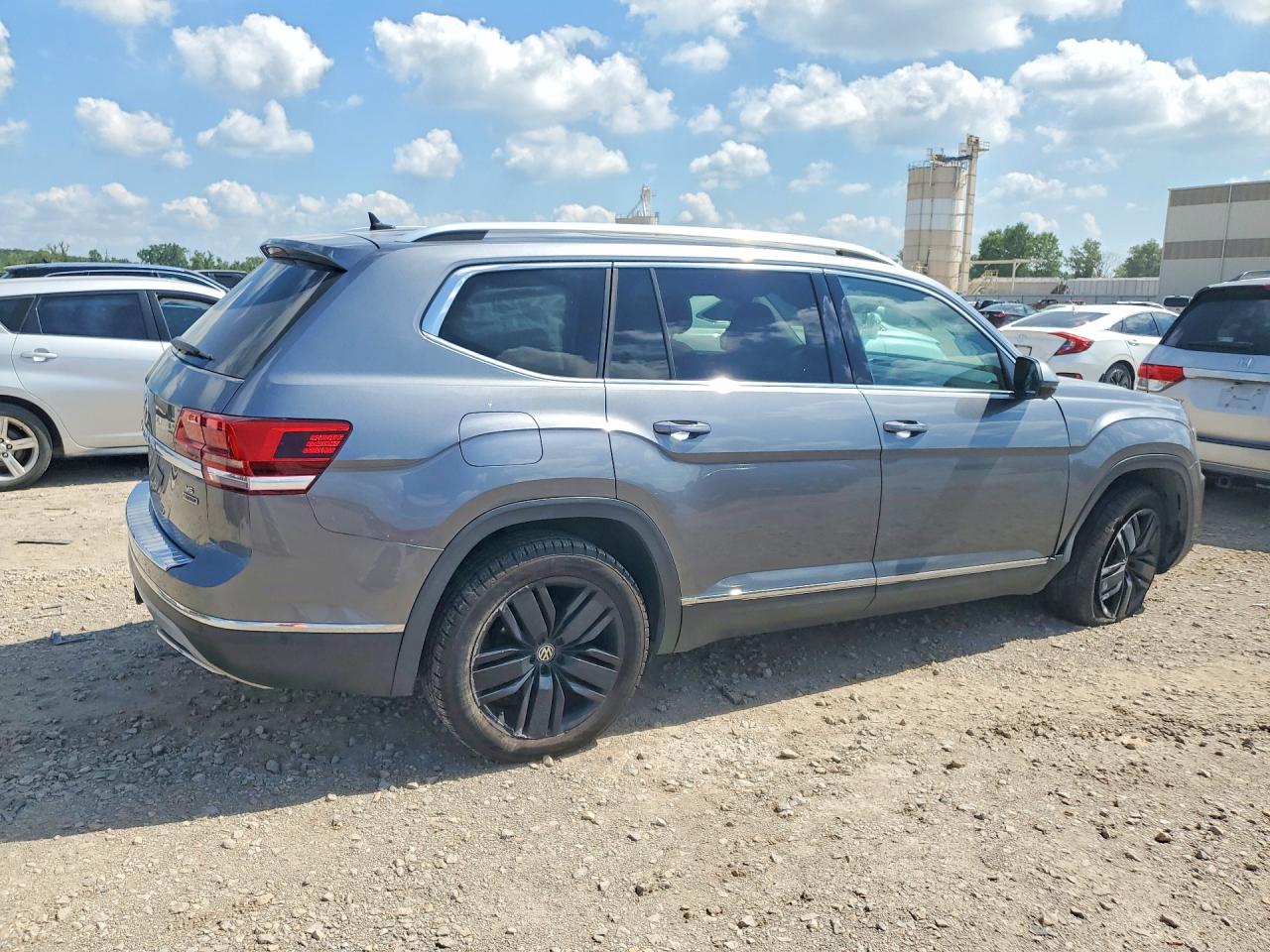 2019 VOLKSWAGEN ATLAS