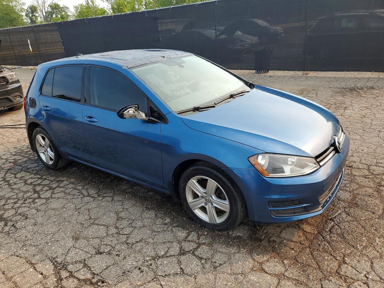 2017 VOLKSWAGEN GOLF
