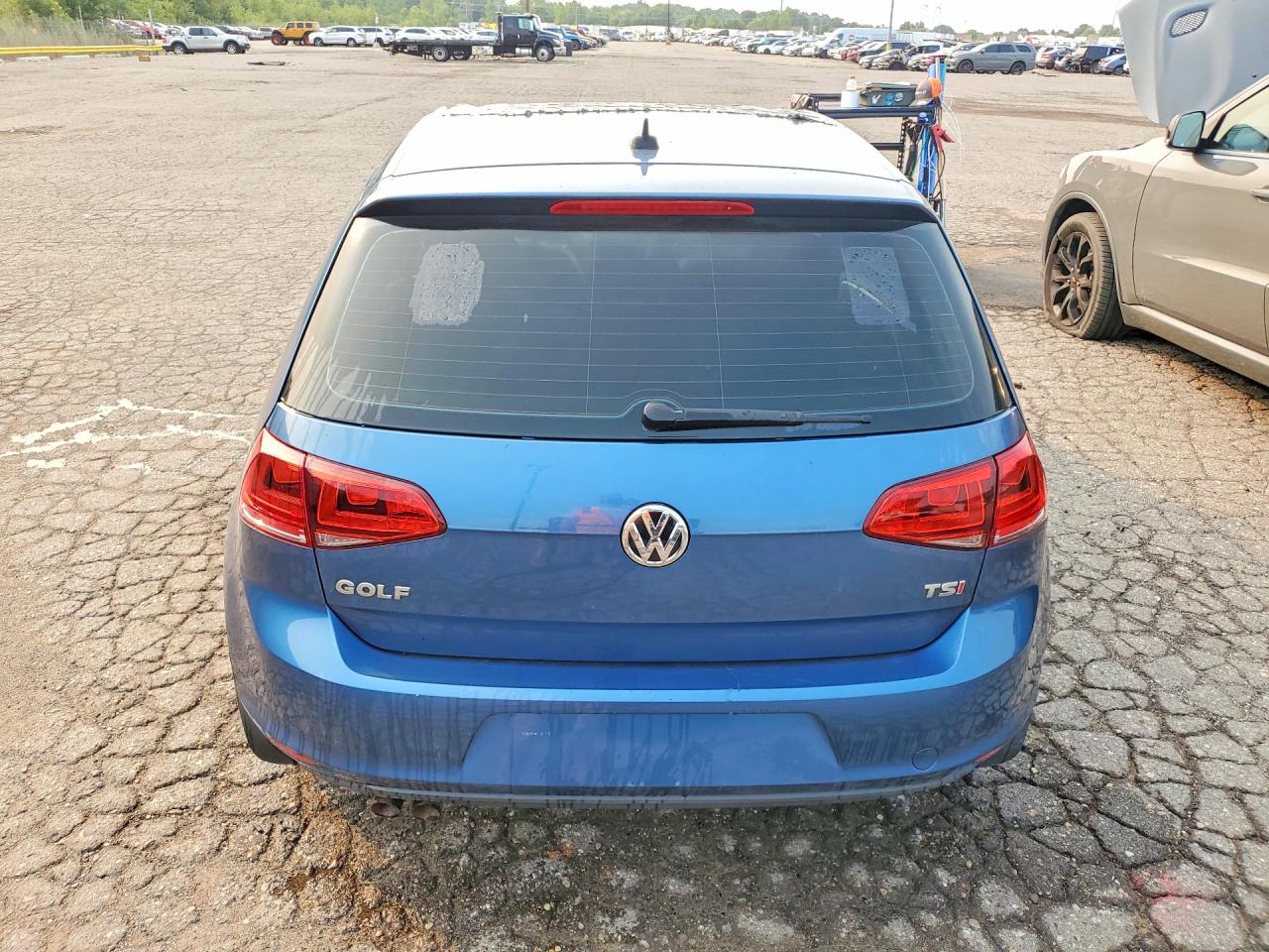 2017 VOLKSWAGEN GOLF