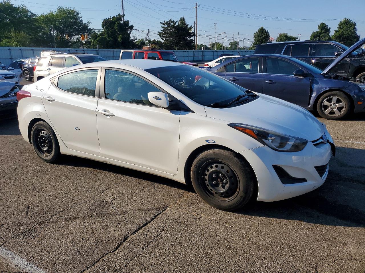 2016 HYUNDAI ELANTRA