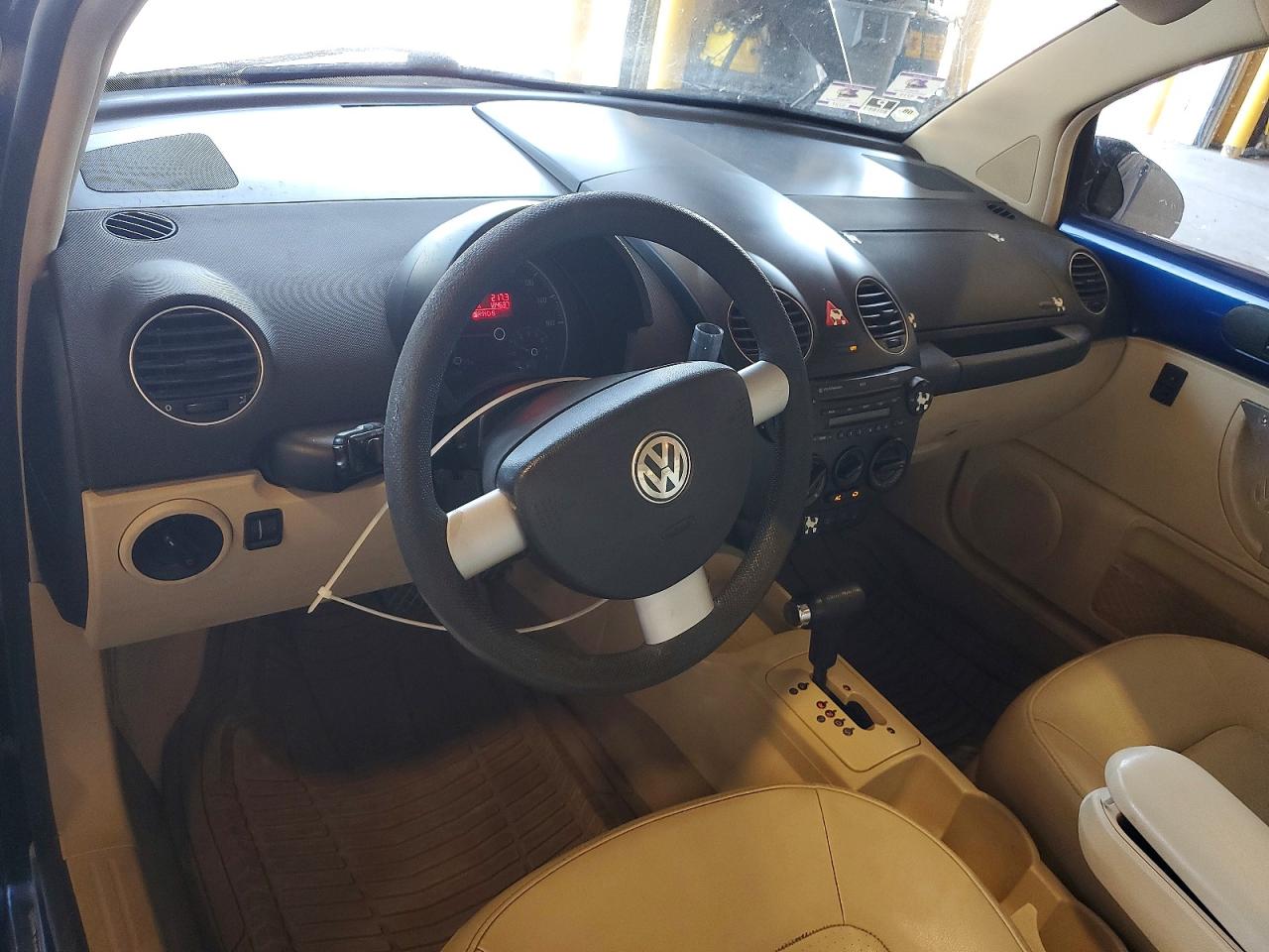 2007 VOLKSWAGEN BEETLE