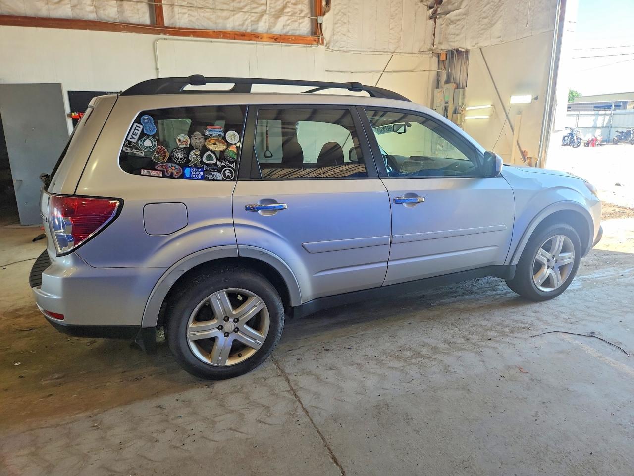 2009 SUBARU FORESTER